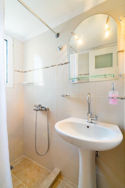 Charmy Petit Flat In Athens Apartment Luaran gambar